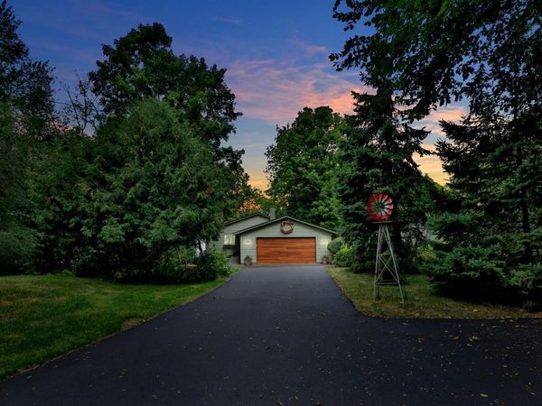 29166 Glader Boulevard, Lindstrom, MN 55045
