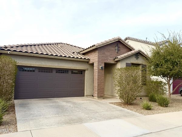 14344 W DESERT HOLLOW Drive, Surprise, AZ 85387