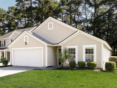 8760 Red Oak Drive, North Charleston, SC 29406