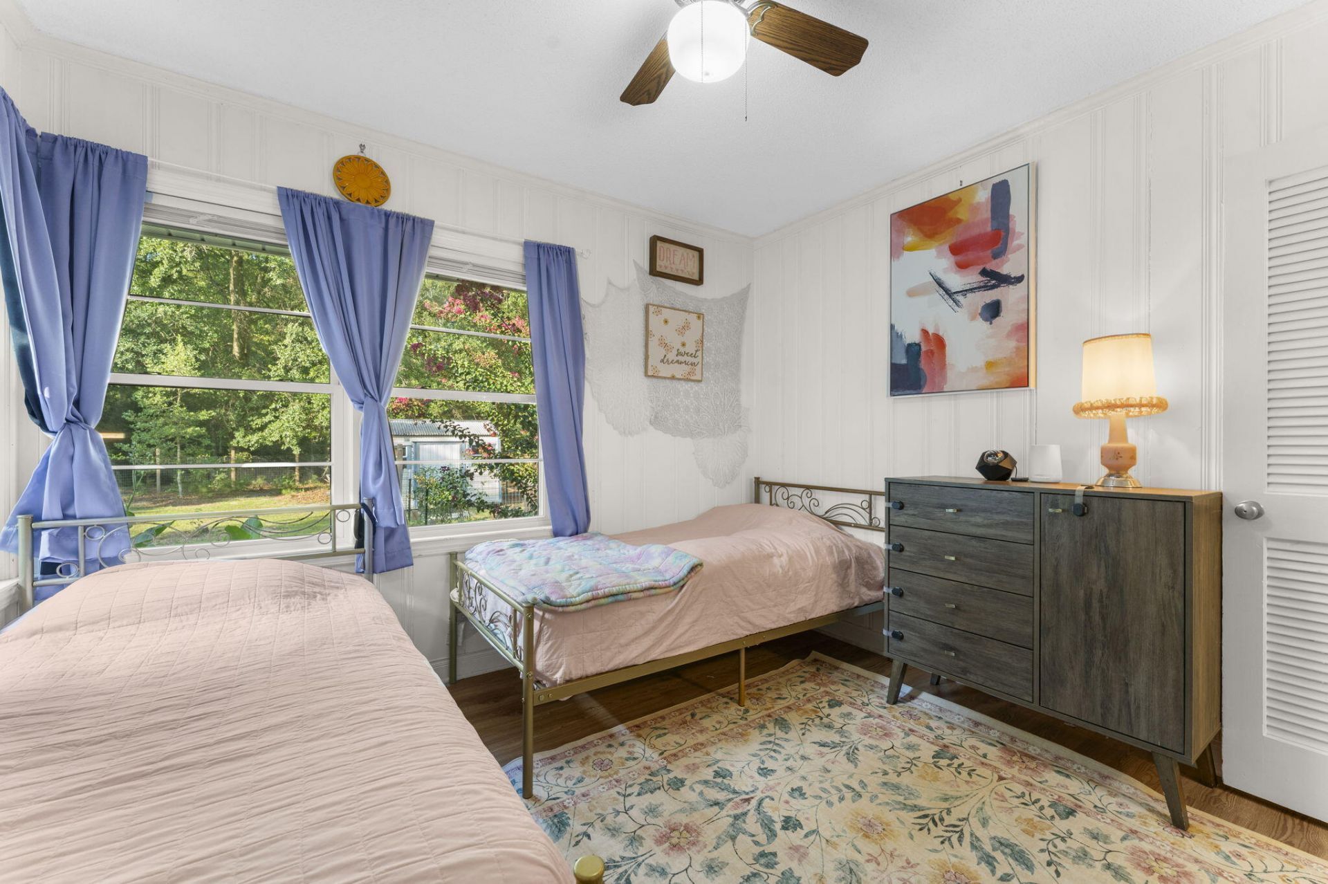 111 Greenbay Street Photo 31
