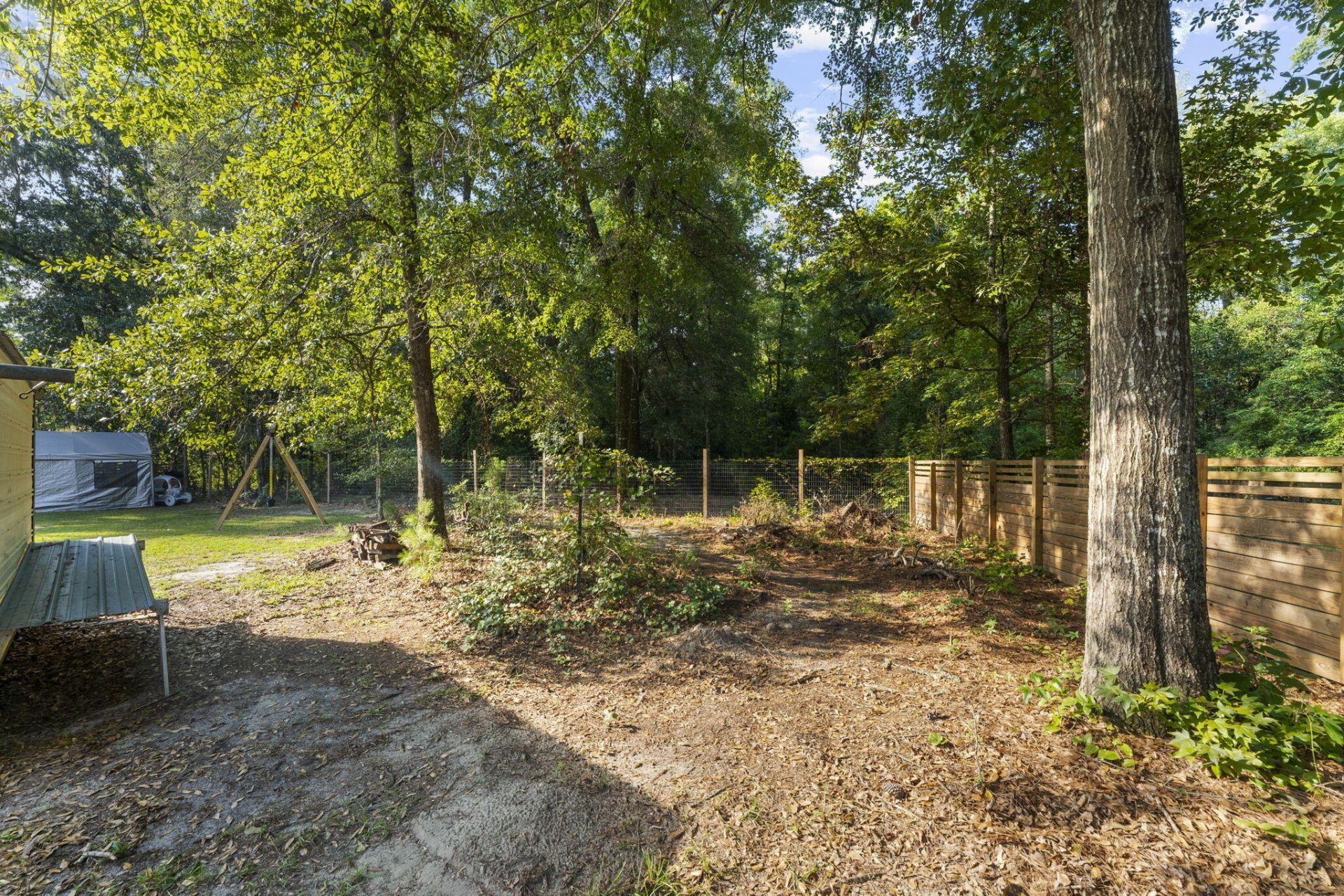 111 Greenbay Street Photo 37