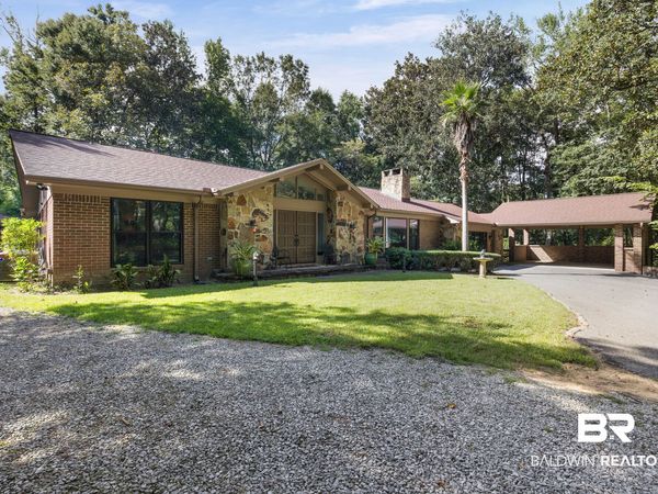 3415 N Riviere du Chien Loop, Mobile, AL 36693