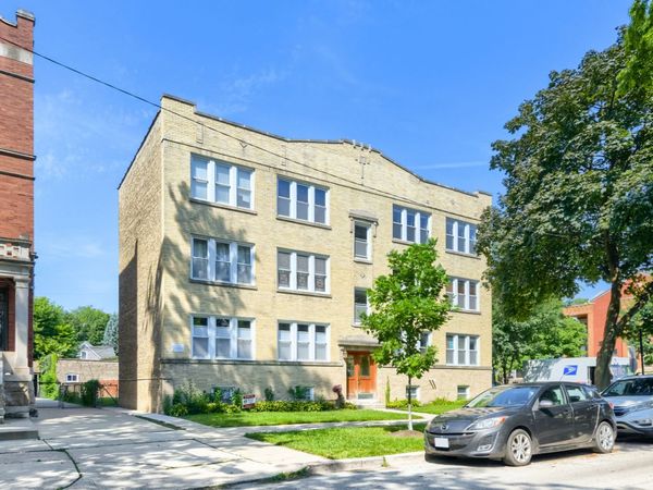 4456 N Kenneth Avenue , Unit 3, Chicago, IL 60630