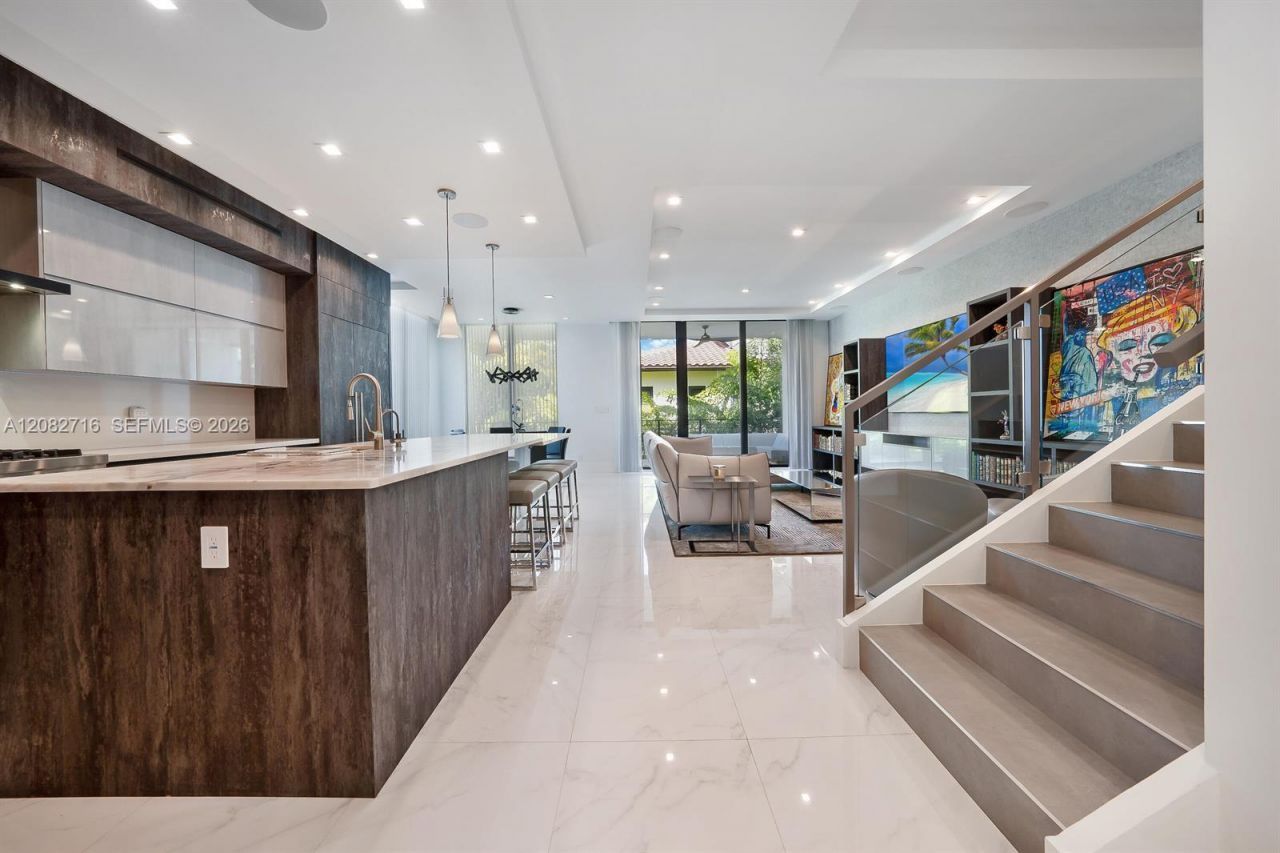 106 NE 16th Ter , Unit 106, Fort Lauderdale, FL 33301 Photo