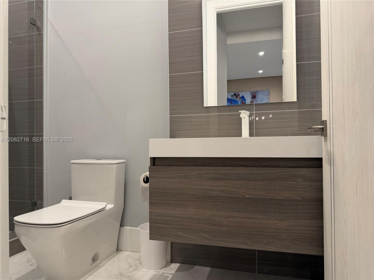 106 NE 16th Ter , Unit 106, Fort Lauderdale, FL 33301 Photo
