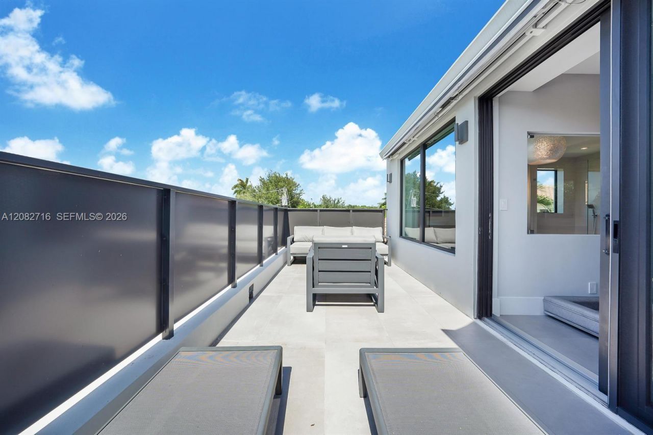 106 NE 16th Ter , Unit 106, Fort Lauderdale, FL 33301 Photo