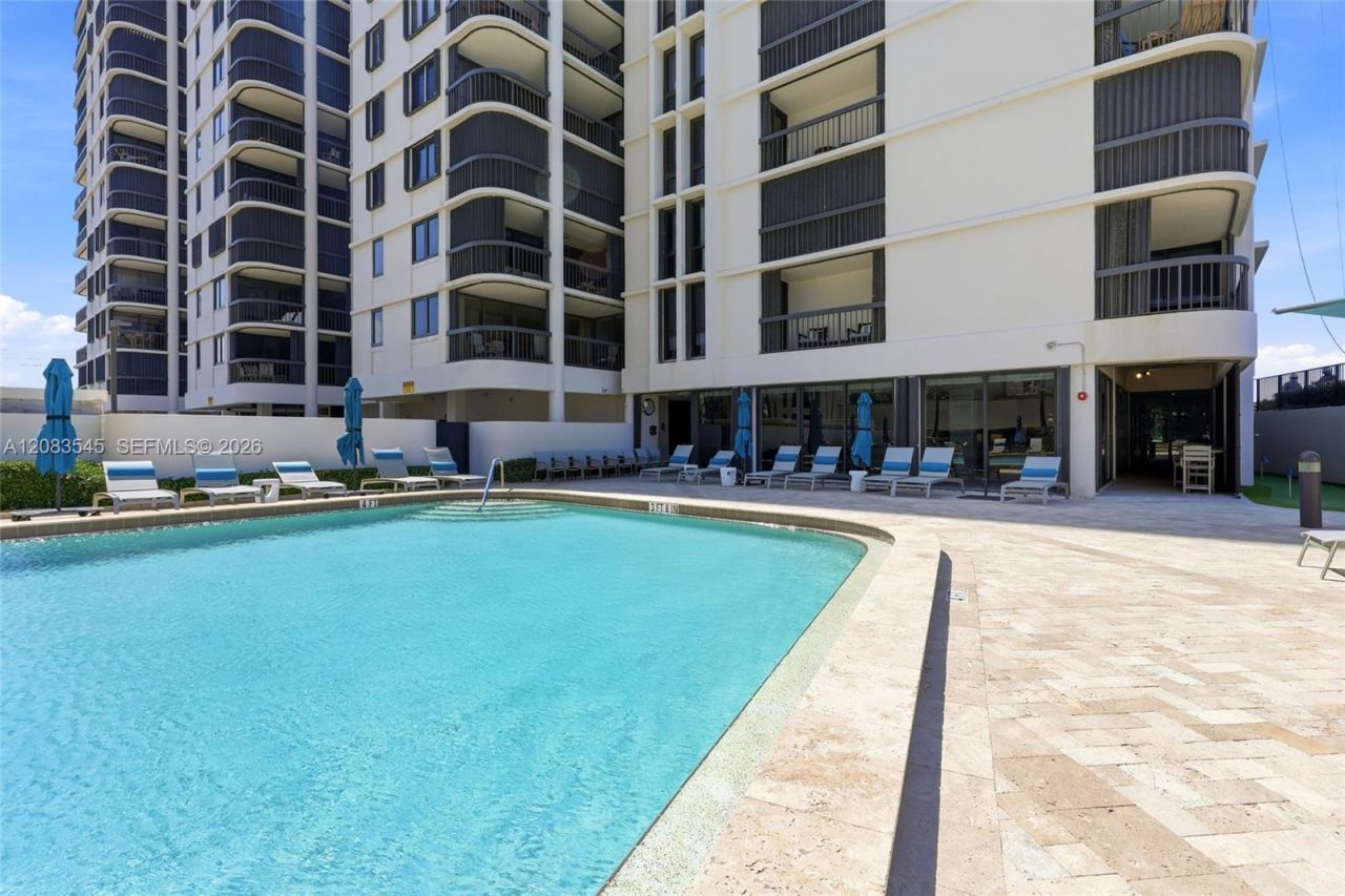 5380 N Ocean Dr, Unit 18B, Singer Island, FL 33404 Photo