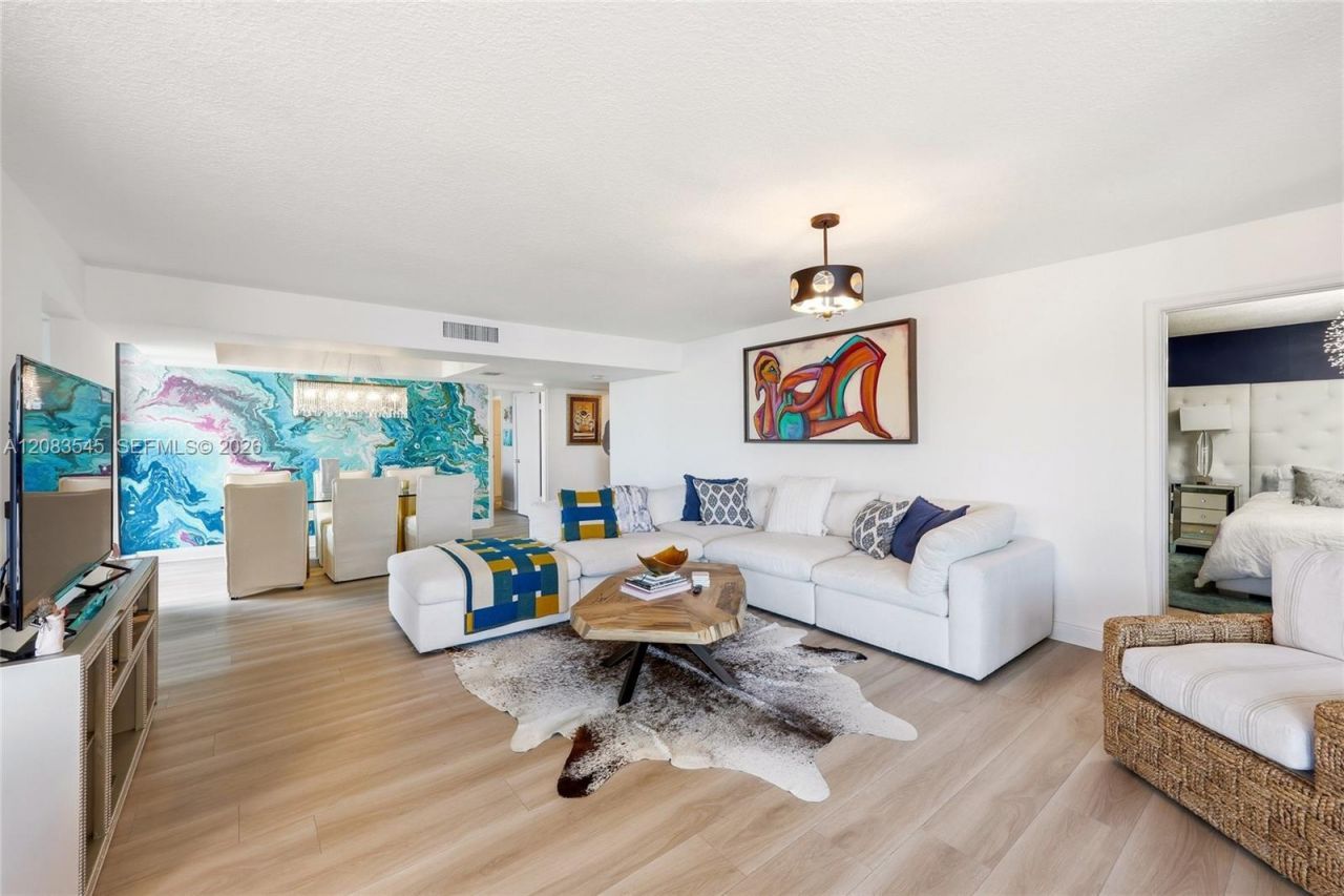 5380 N Ocean Dr, Unit 18B, Singer Island, FL 33404 Photo