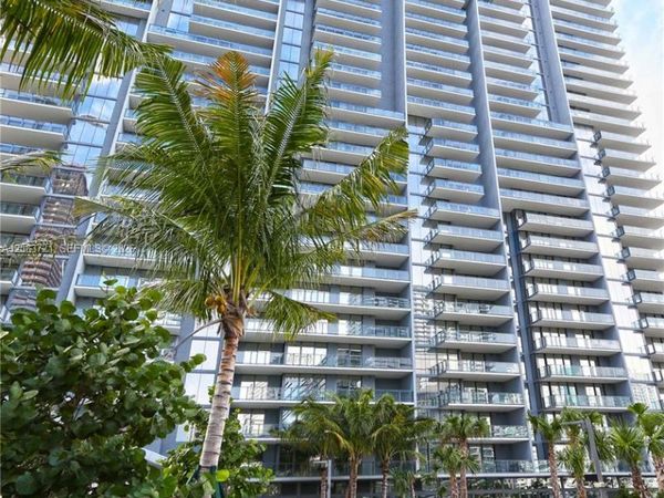 88 SW 7th St , Unit 2806, Miami, FL 33130