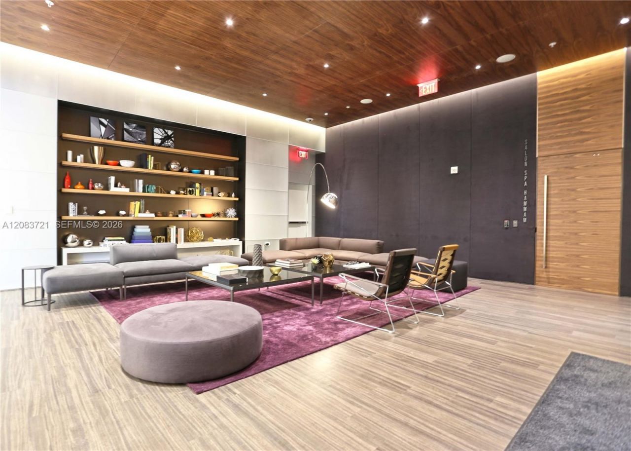 88 SW 7th St , Unit 2806, Miami, FL 33130 Photo