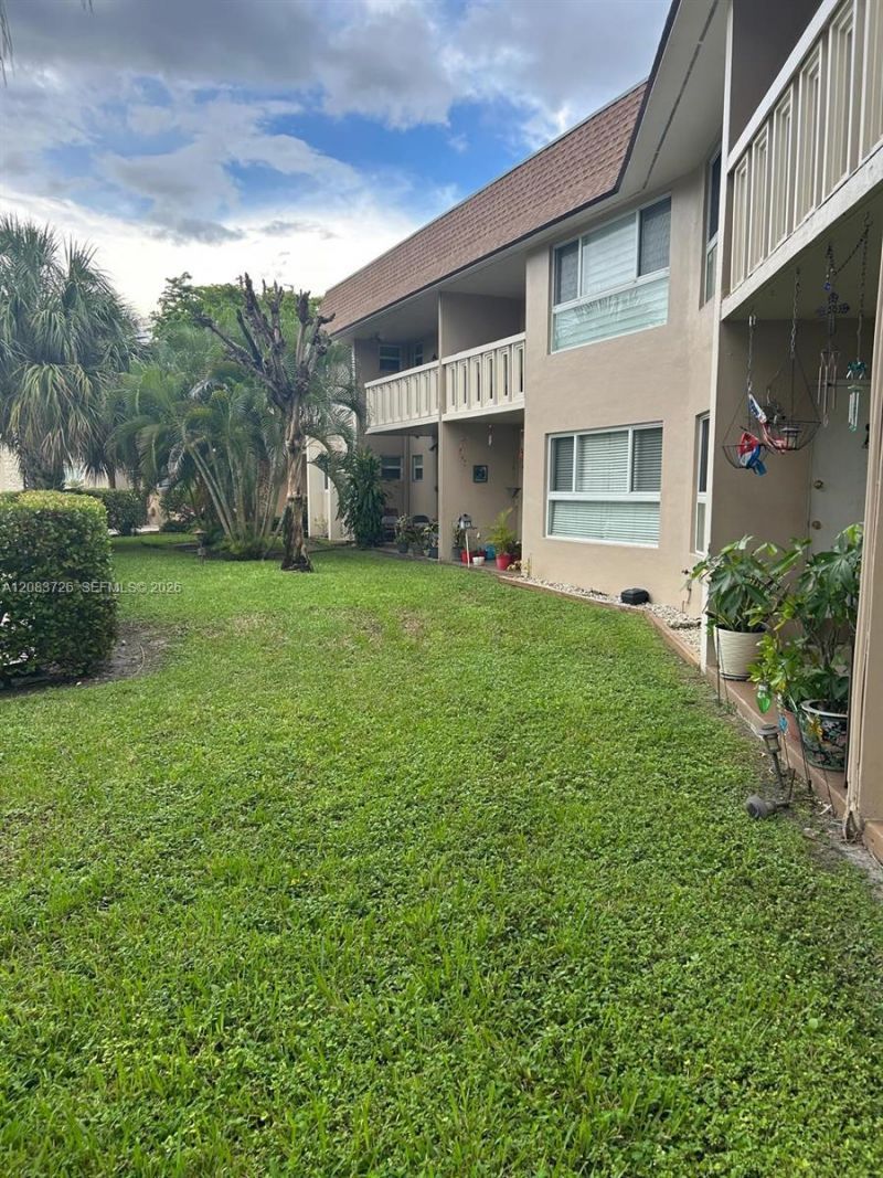 7450 Miami Lakes Dr , Unit C104, Miami Lakes, FL 33014 Photo
