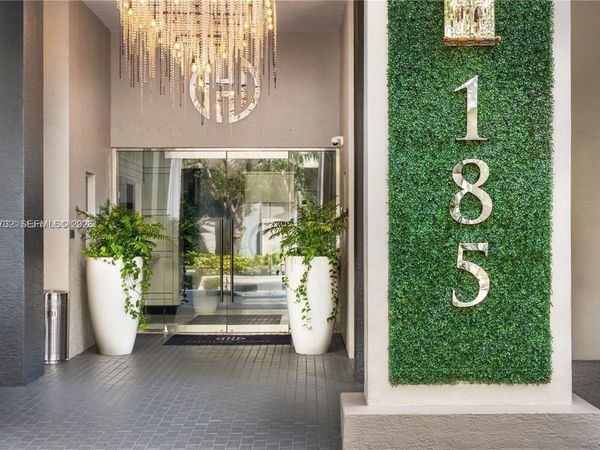 185 SE 14th Ter , Unit 2512, Miami, FL 33131