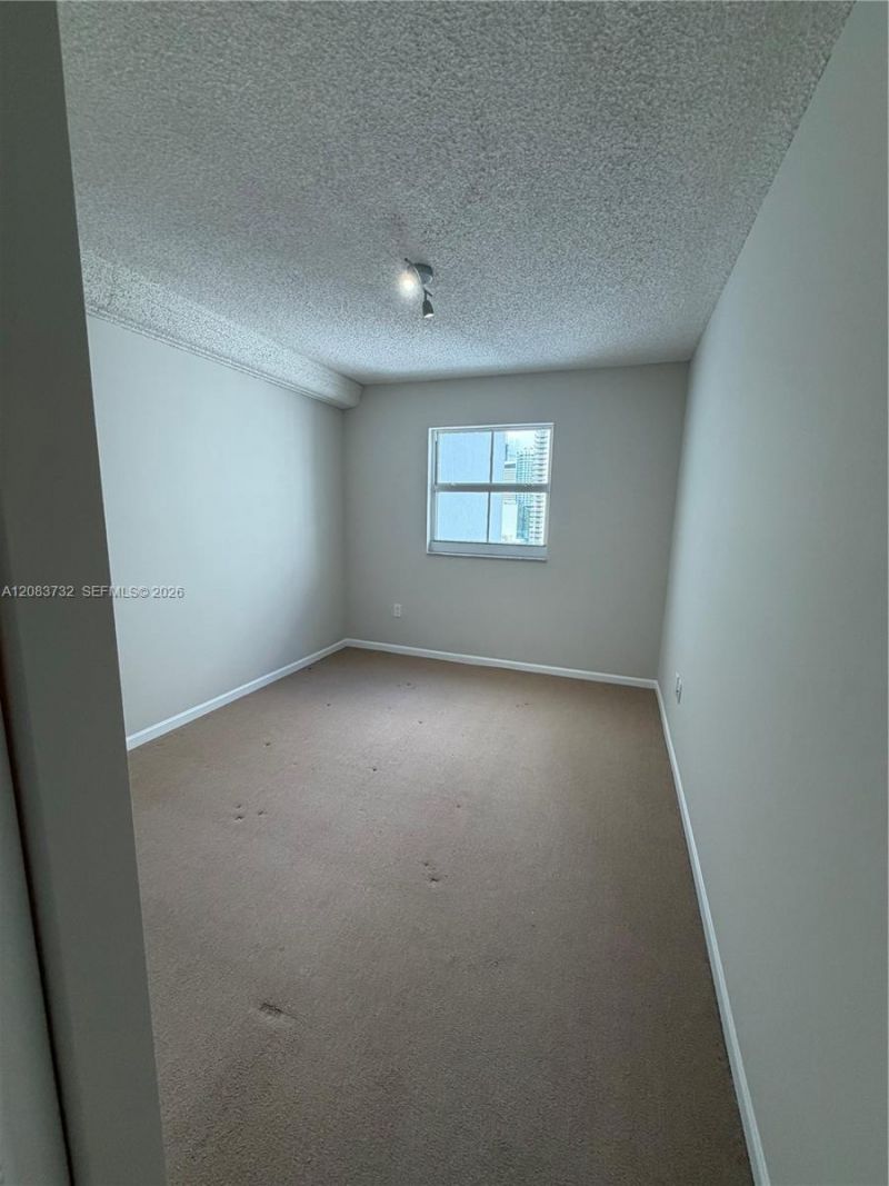 185 SE 14th Ter, Unit 2512, Miami, FL 33131 Photo