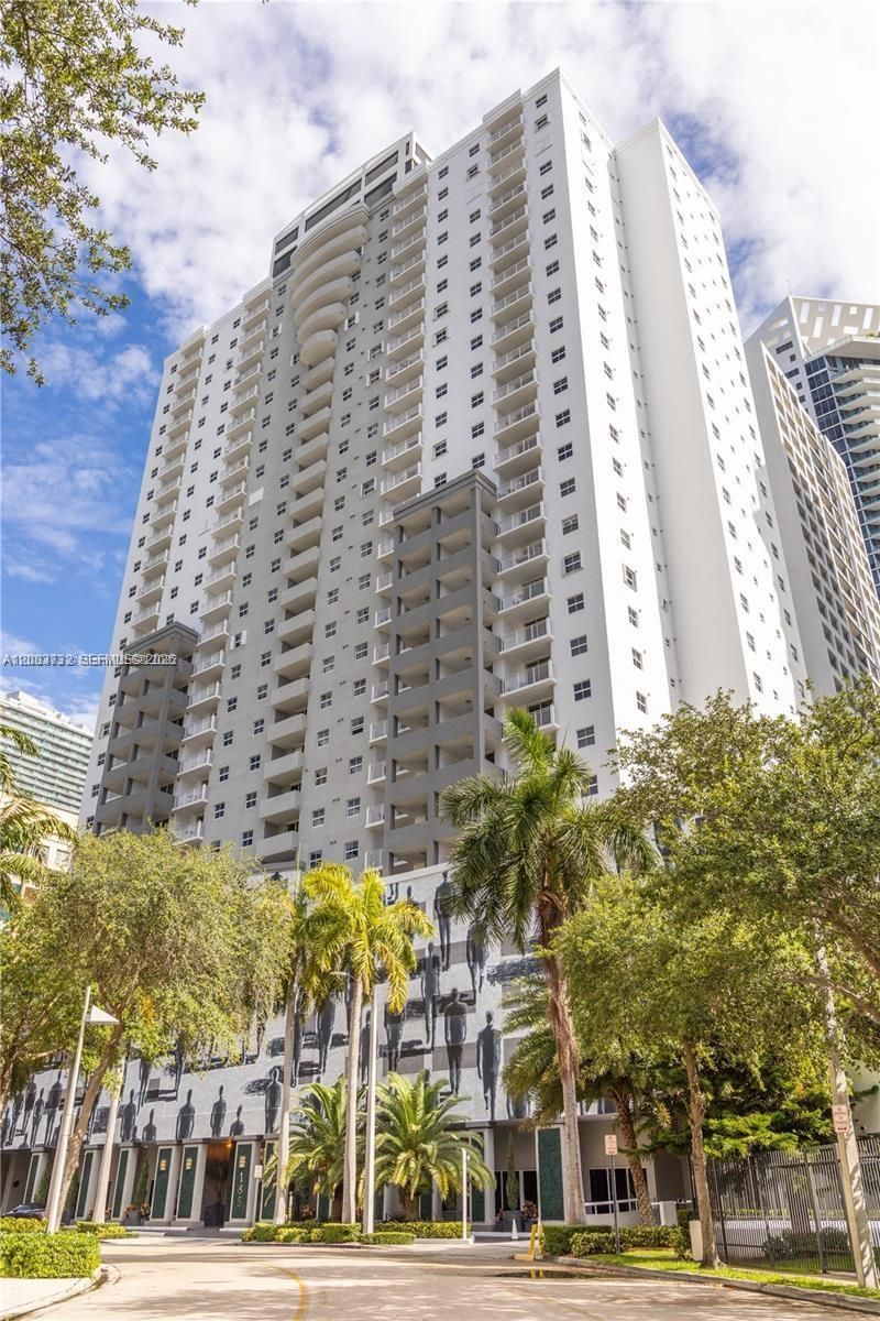 185 SE 14th Ter, Unit 2512, Miami, FL 33131 Photo