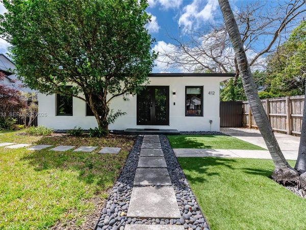412 NW 41st St , Miami, FL 33127