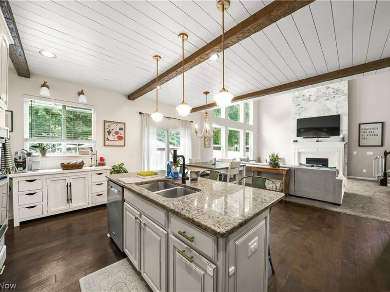2160 Hunting Valley Lane, Streetsboro, OH 44241 Photo 7