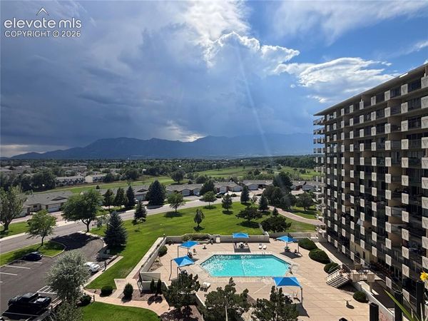 411 Lakewood Circle, Unit B-813, Colorado Springs, CO 80910