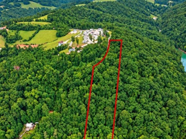 Mariner Point Rd, LaFollette, TN 37766