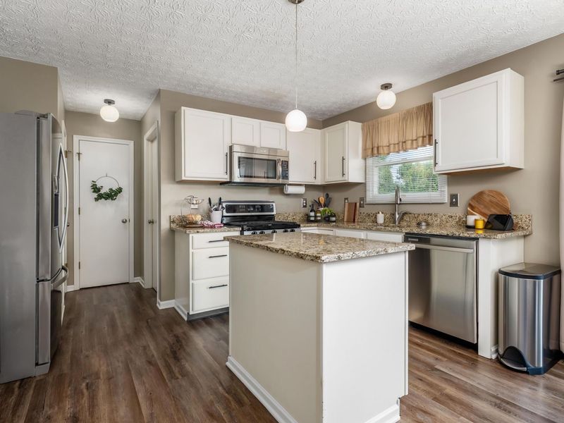 1858 Aurora Avenue, Lewis Center, OH 43035 Photo 12