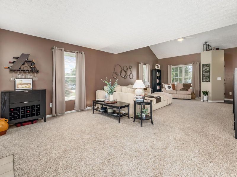 1858 Aurora Avenue, Lewis Center, OH 43035 Photo 9