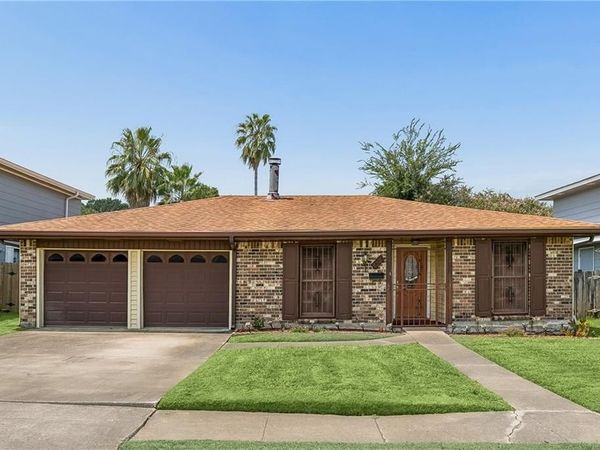 810 BELLEMEADE Boulevard , Gretna, LA 70056