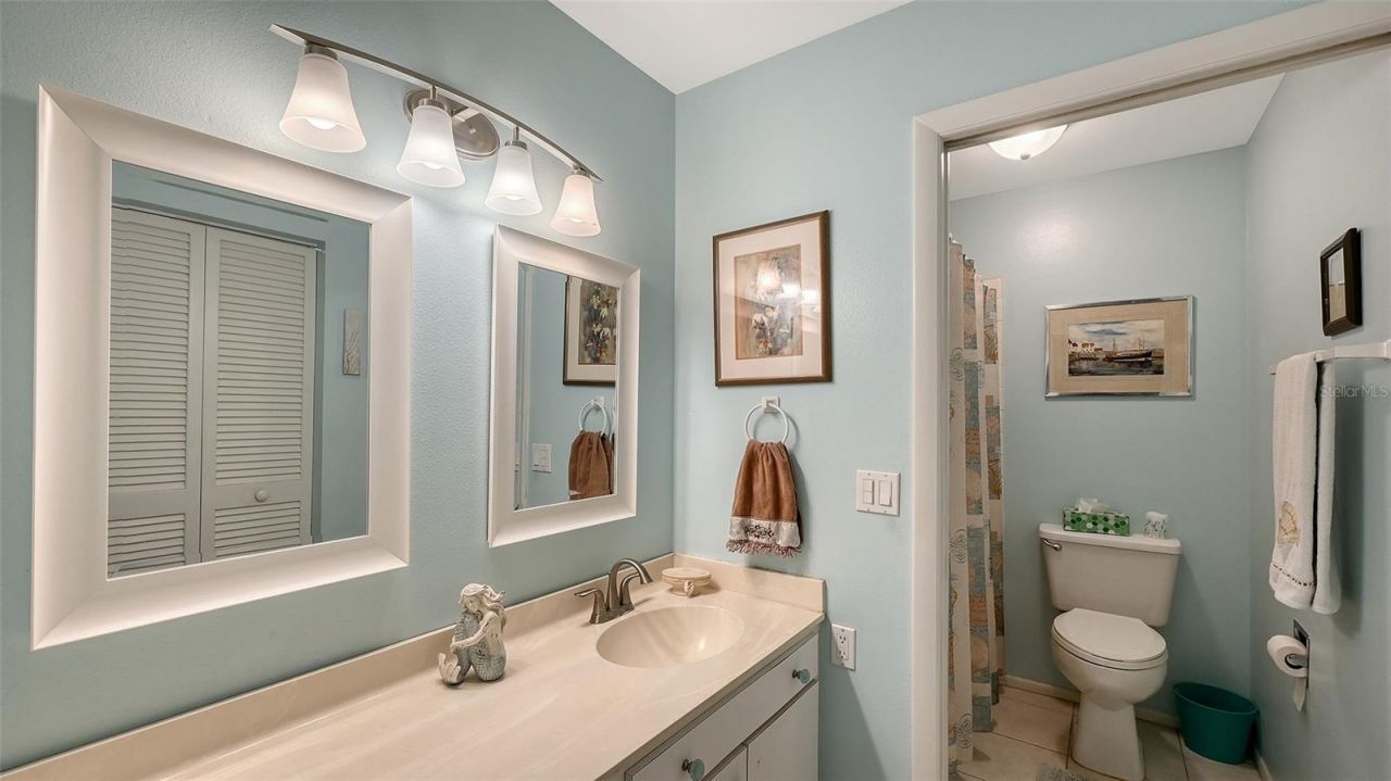 666 Woodlawn Drive, Unit 666, Bradenton, FL 34210 Photo