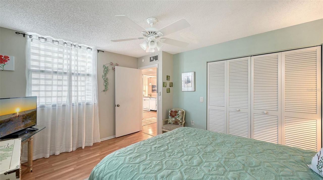 666 Woodlawn Drive, Unit 666, Bradenton, FL 34210 Photo