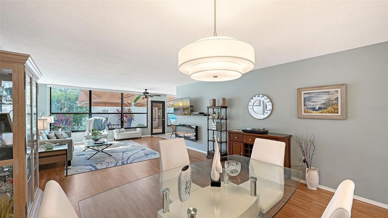 666 Woodlawn Drive, Unit 666, Bradenton, FL 34210 Photo