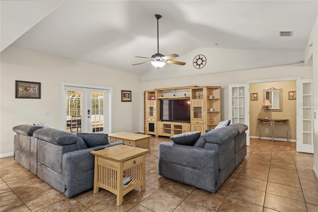 22808 State Road 19 , Howey in the Hills, FL 34737 Photo