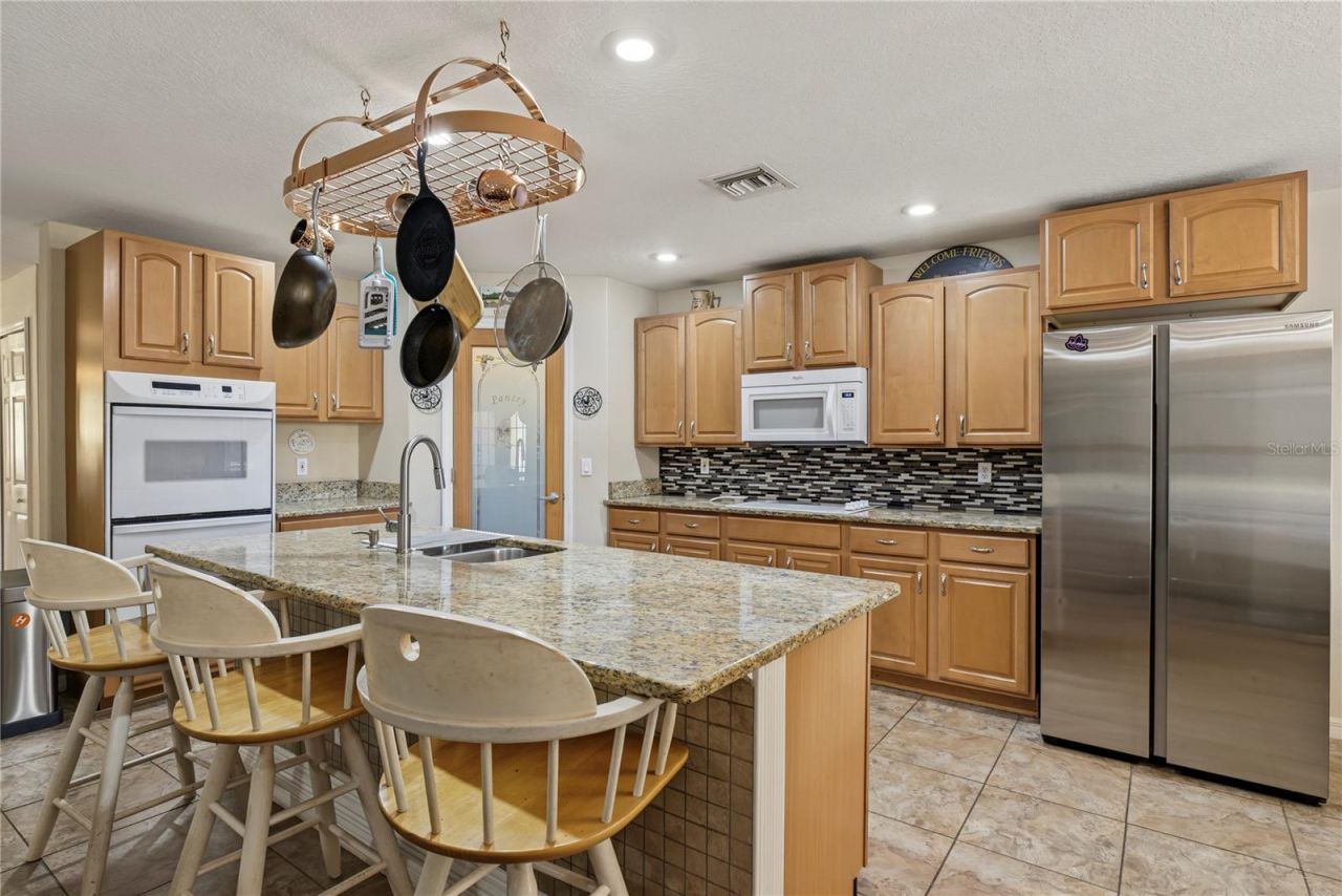 22808 State Road 19 , Howey in the Hills, FL 34737 Photo