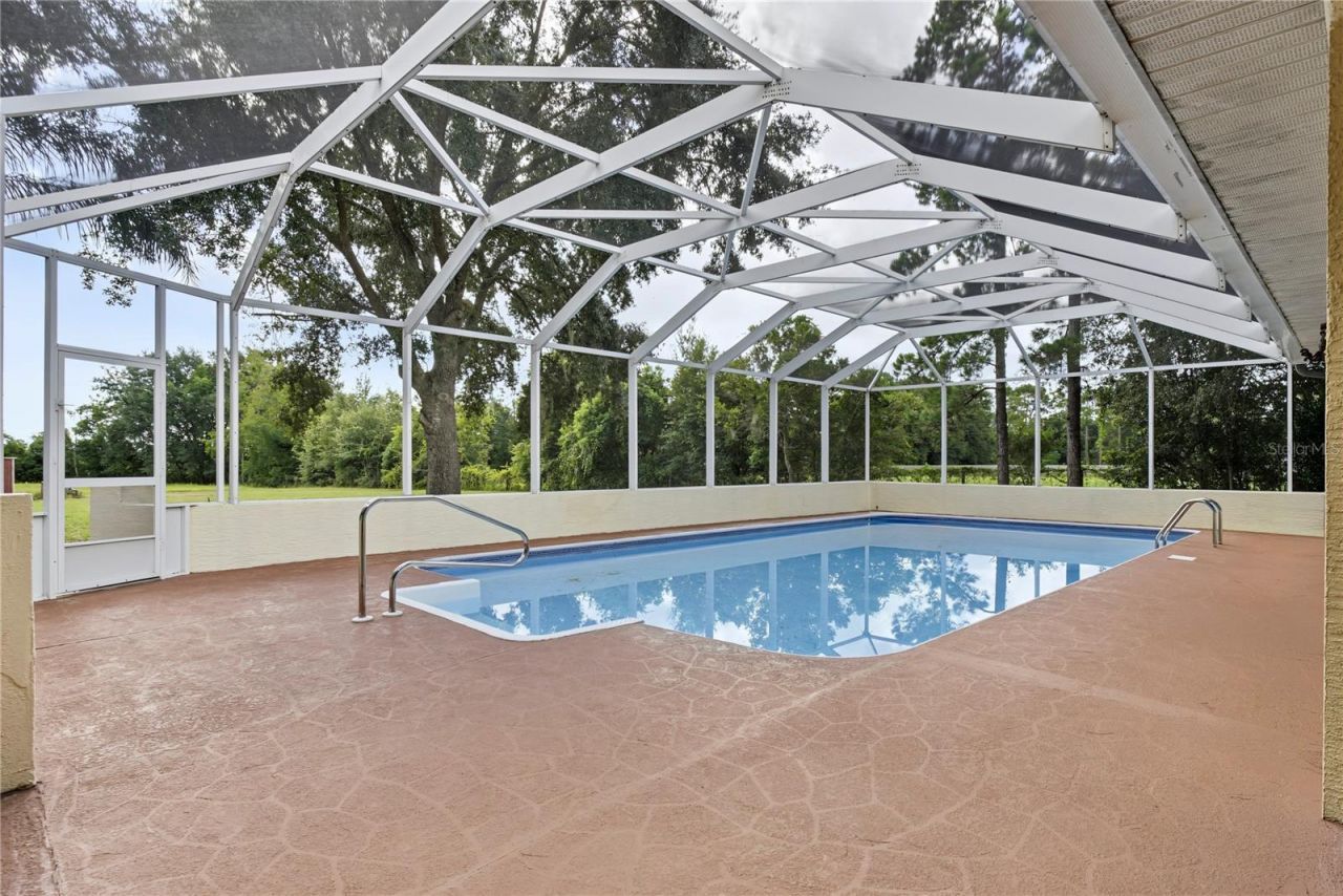22808 State Road 19 , Howey in the Hills, FL 34737 Photo
