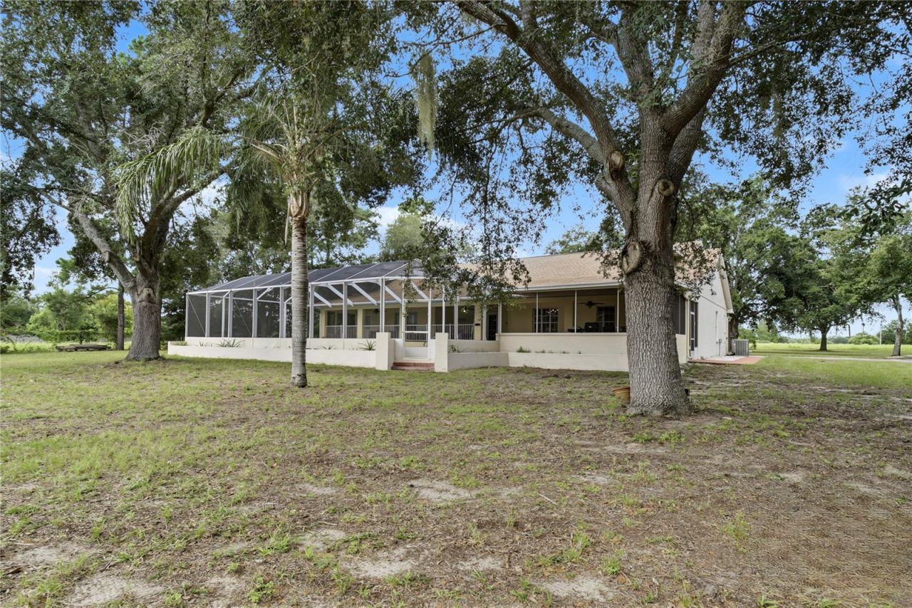 22808 State Road 19 , Howey in the Hills, FL 34737 Photo