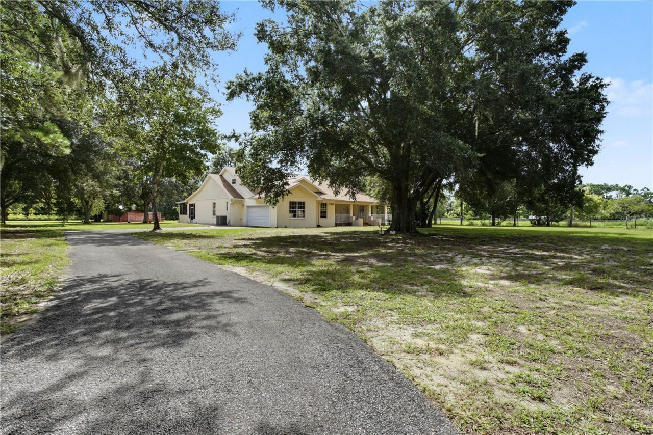 22808 State Road 19 , Howey in the Hills, FL 34737 Photo