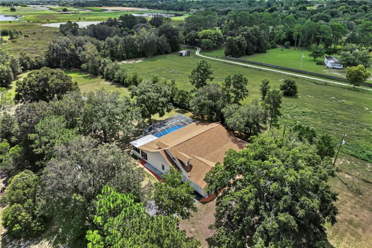 22808 State Road 19 , Howey in the Hills, FL 34737 Photo