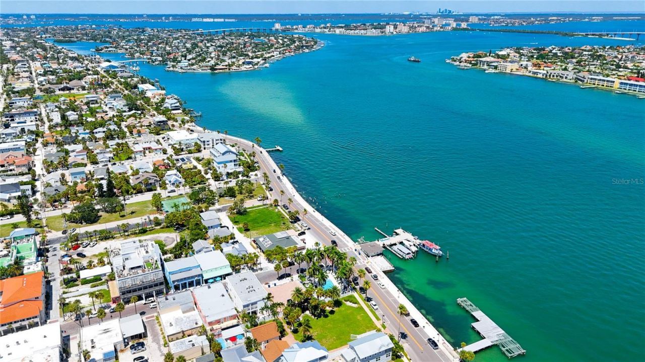 702 Pass A Grille Way, Saint Pete Beach, FL 33706 Photo