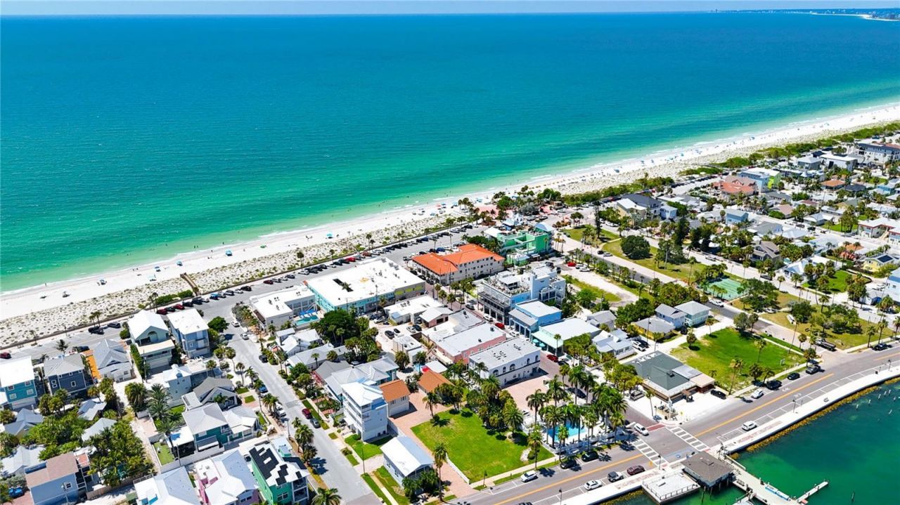 702 Pass A Grille Way, Saint Pete Beach, FL 33706 Photo