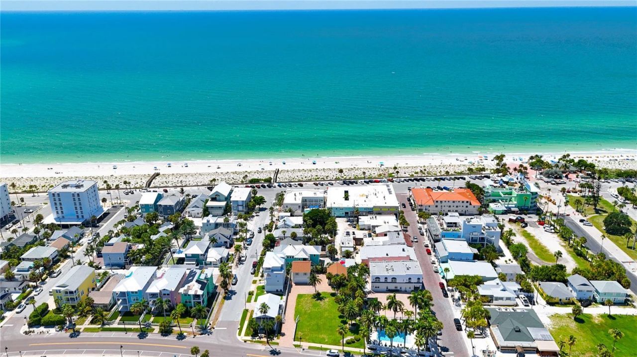 702 Pass A Grille Way, Saint Pete Beach, FL 33706 Photo
