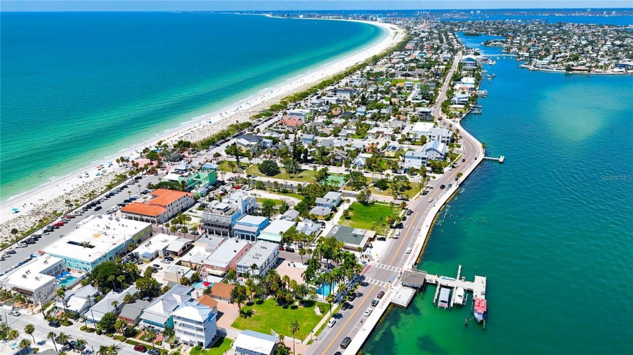 702 Pass A Grille Way, Saint Pete Beach, FL 33706 Photo