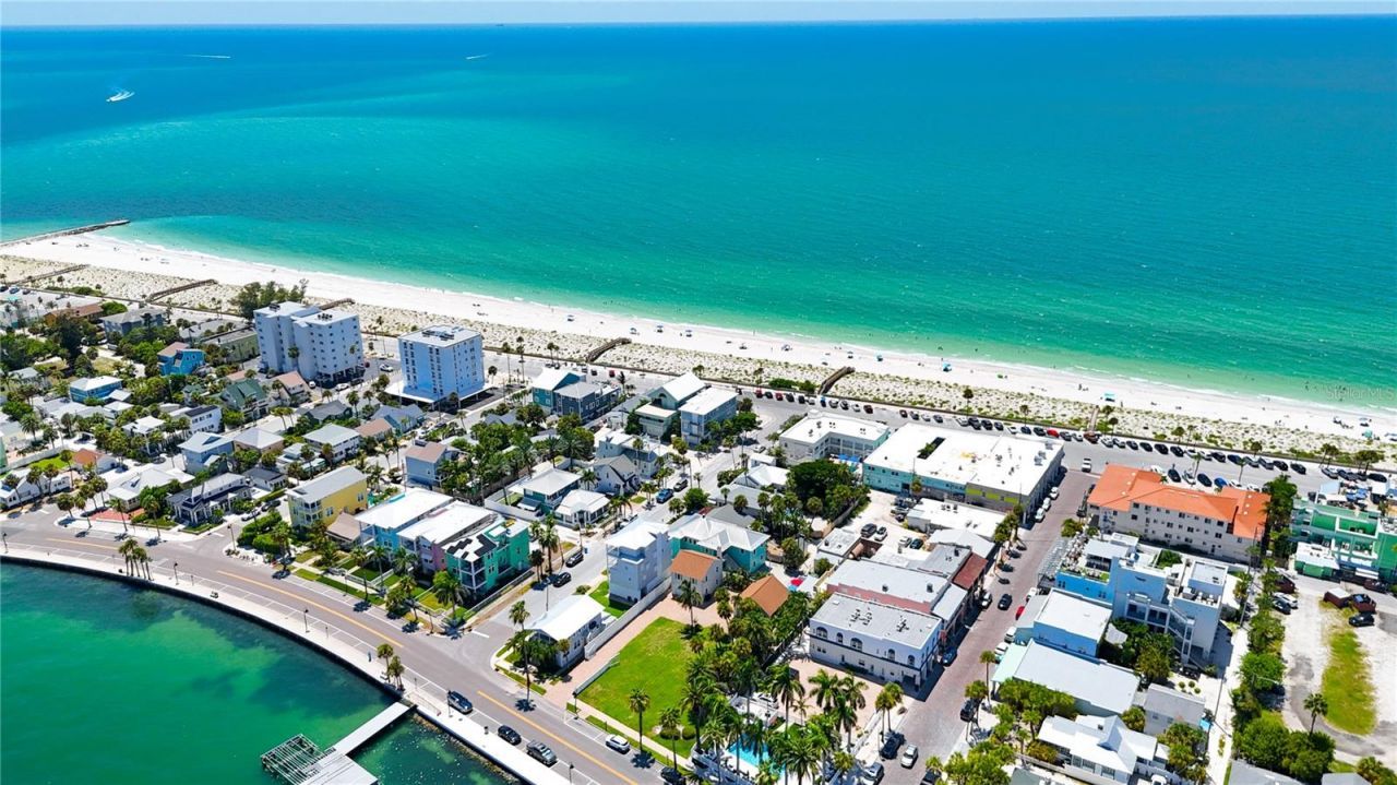 702 Pass A Grille Way, Saint Pete Beach, FL 33706 Photo