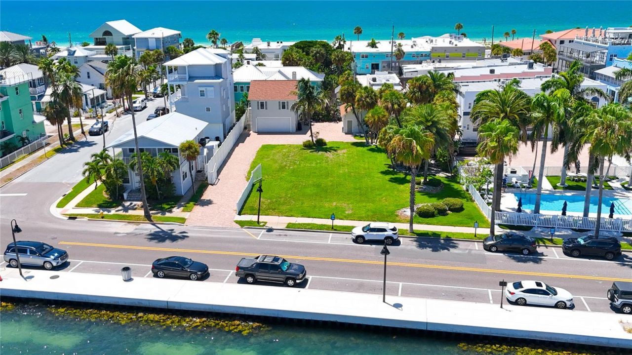 702 Pass A Grille Way, Saint Pete Beach, FL 33706 Photo