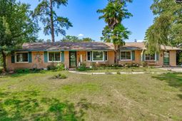 7808 Pinelake Road  photo 4