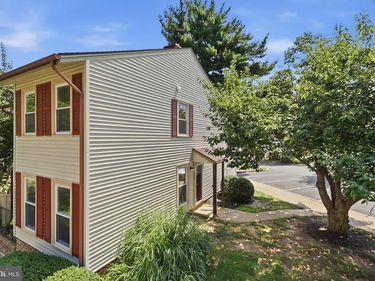 2825 CHABLIS CIRCLE, WOODBRIDGE, VA 22192