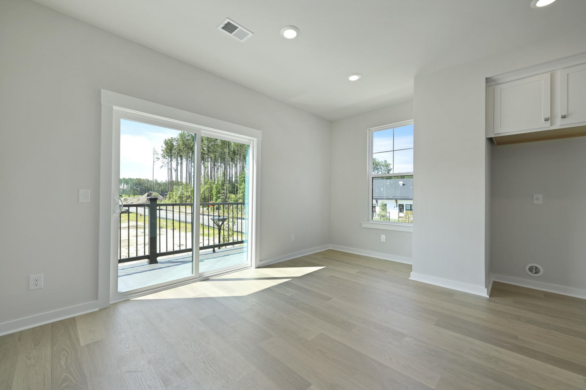 200 Coreopsis Court Photo 7