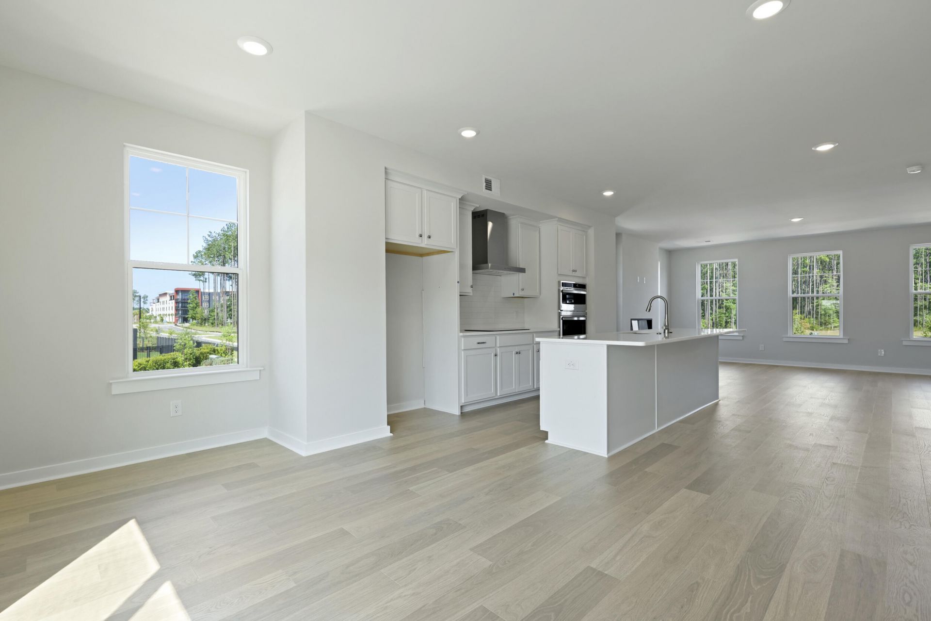 200 Coreopsis Court Photo 8