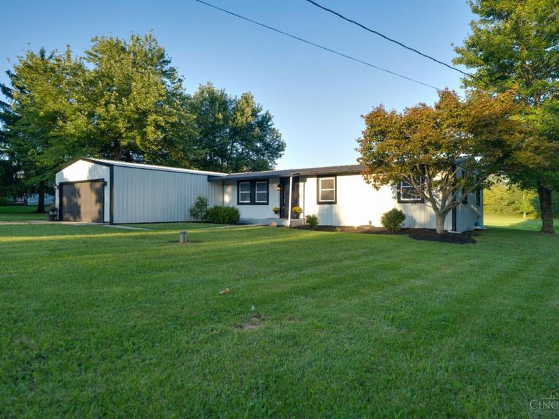 10818 Gratis Jacksonburg Road, Gratis Township, OH 45064 Photo 3
