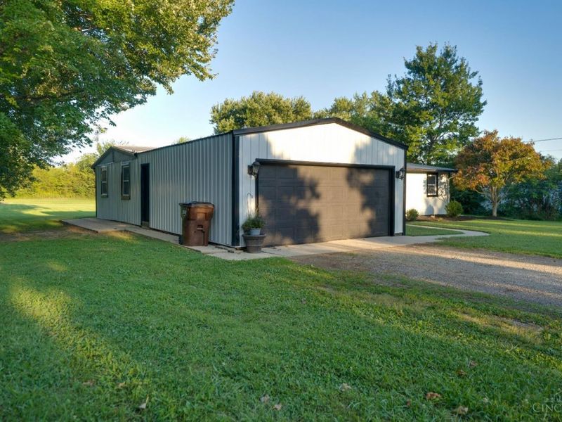 10818 Gratis Jacksonburg Road, Gratis Township, OH 45064 Photo 4