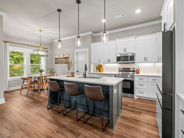 5 N Kinver Lane, Bella Vista, AR 72714