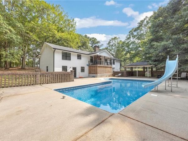 540 Bay Creek Rd. , Loganville, GA 30052