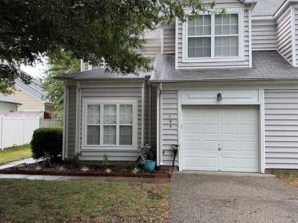103 Kevin Court , Yorktown, VA 23692