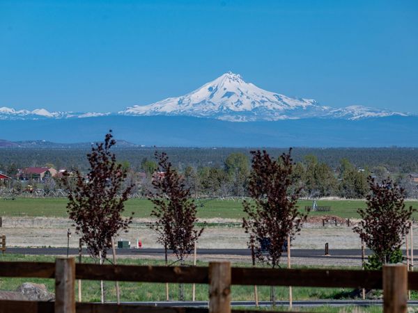 SW Lot 16 Sw Mill Iron Circle, Powell Butte, OR 97753